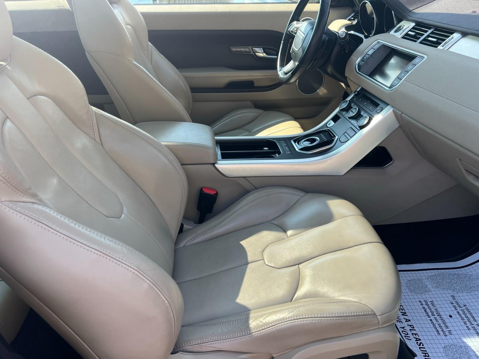 2013 /Beige Land Rover Range Rover Evoque Pure Plus 3-Door (SALVP1BG3DH) with an 2.0L L4 DOHC 24V TURBO engine, 6-Speed Automatic transmission, located at 1018 Brunswick Ave, Trenton, NJ, 08638, (609) 989-0900, 40.240086, -74.748085 - This Range Rover Evoque is beautiful in every way and has been very well maintained and ready for the next owner! Amazing color combo and super clean SUV! Call Anthony to set up an appointment ASAP, 609-273-5100 - Photo #20